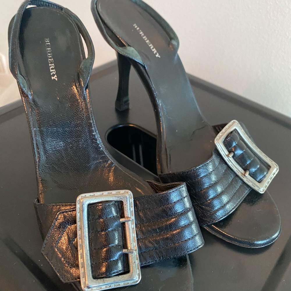 Burberry Black leather with Silver buckle